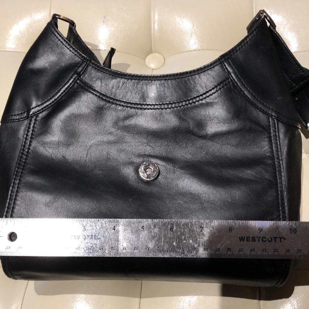 - Charles David genuine leather black shoulder bag - Picture 7 of 8